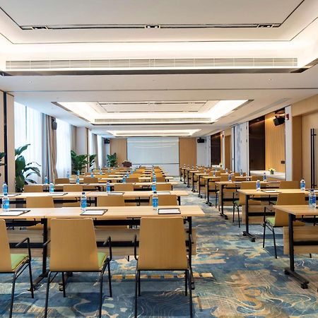 Hilton Garden Inn Shenzhen Nanshan Avenue Екстер'єр фото