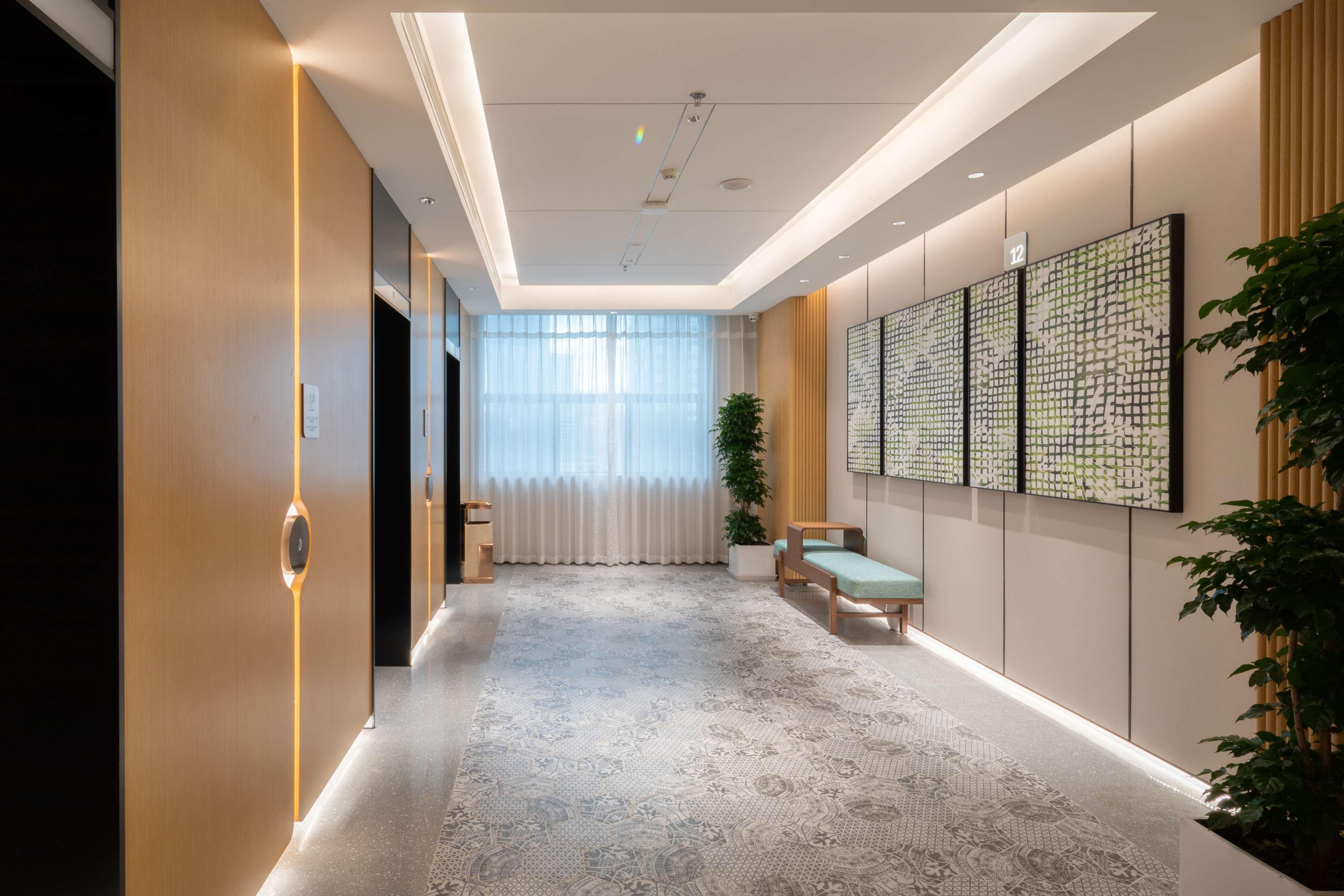 Hilton Garden Inn Shenzhen Nanshan Avenue Екстер'єр фото