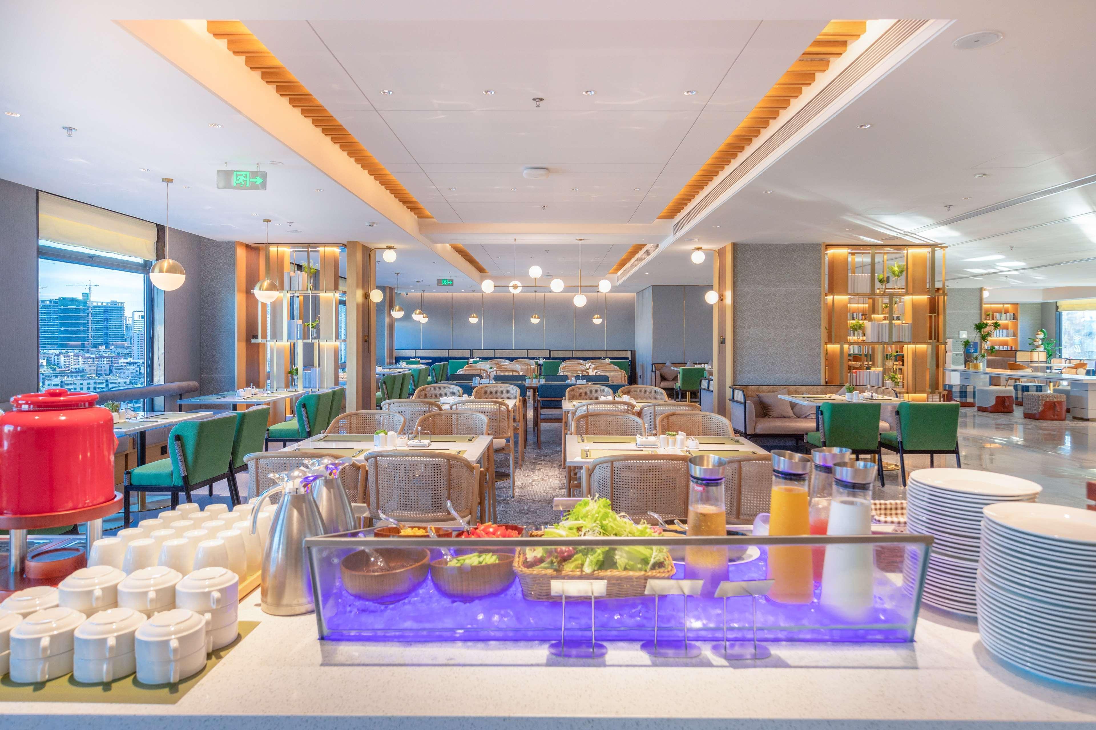 Hilton Garden Inn Shenzhen Nanshan Avenue Екстер'єр фото