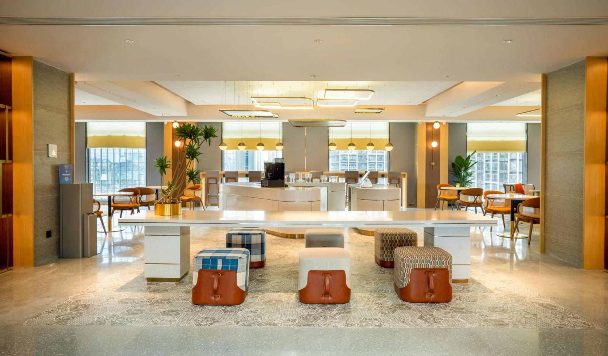 Hilton Garden Inn Shenzhen Nanshan Avenue Екстер'єр фото