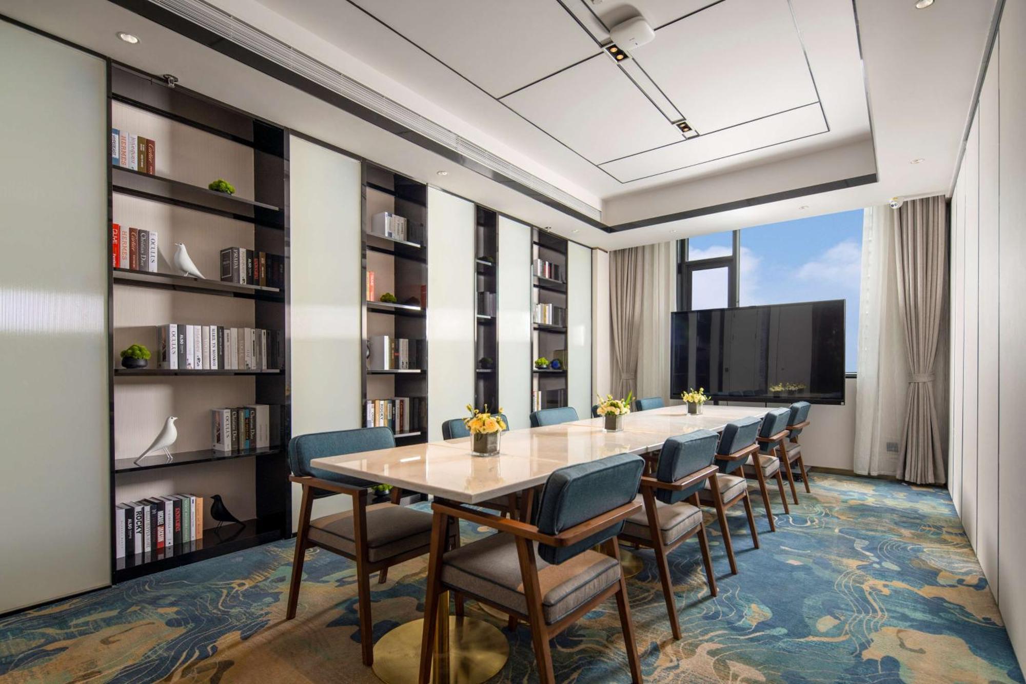 Hilton Garden Inn Shenzhen Nanshan Avenue Екстер'єр фото