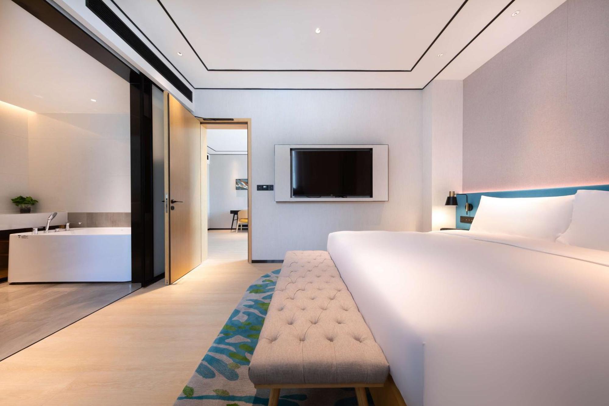 Hilton Garden Inn Shenzhen Nanshan Avenue Екстер'єр фото