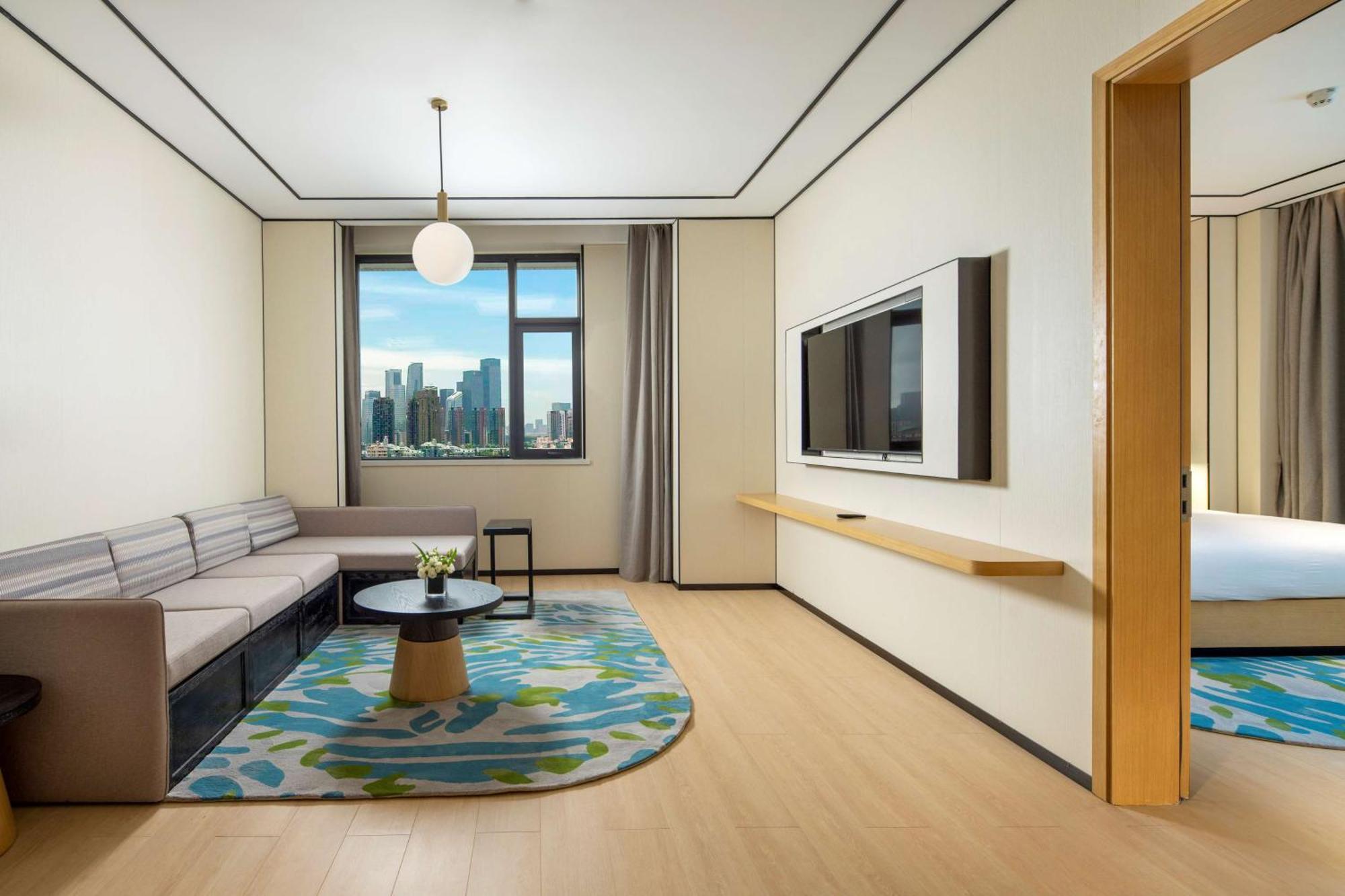 Hilton Garden Inn Shenzhen Nanshan Avenue Екстер'єр фото
